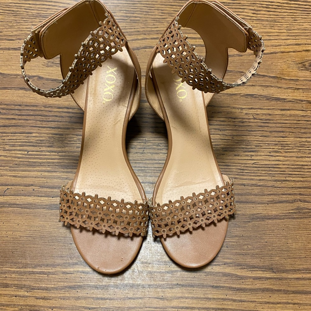 XOXO Neutral Nude Flower Pattern wedge sandals/heels